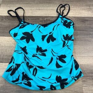 Trimshaper Floral Print Women's Top - Black and Blue sz 18